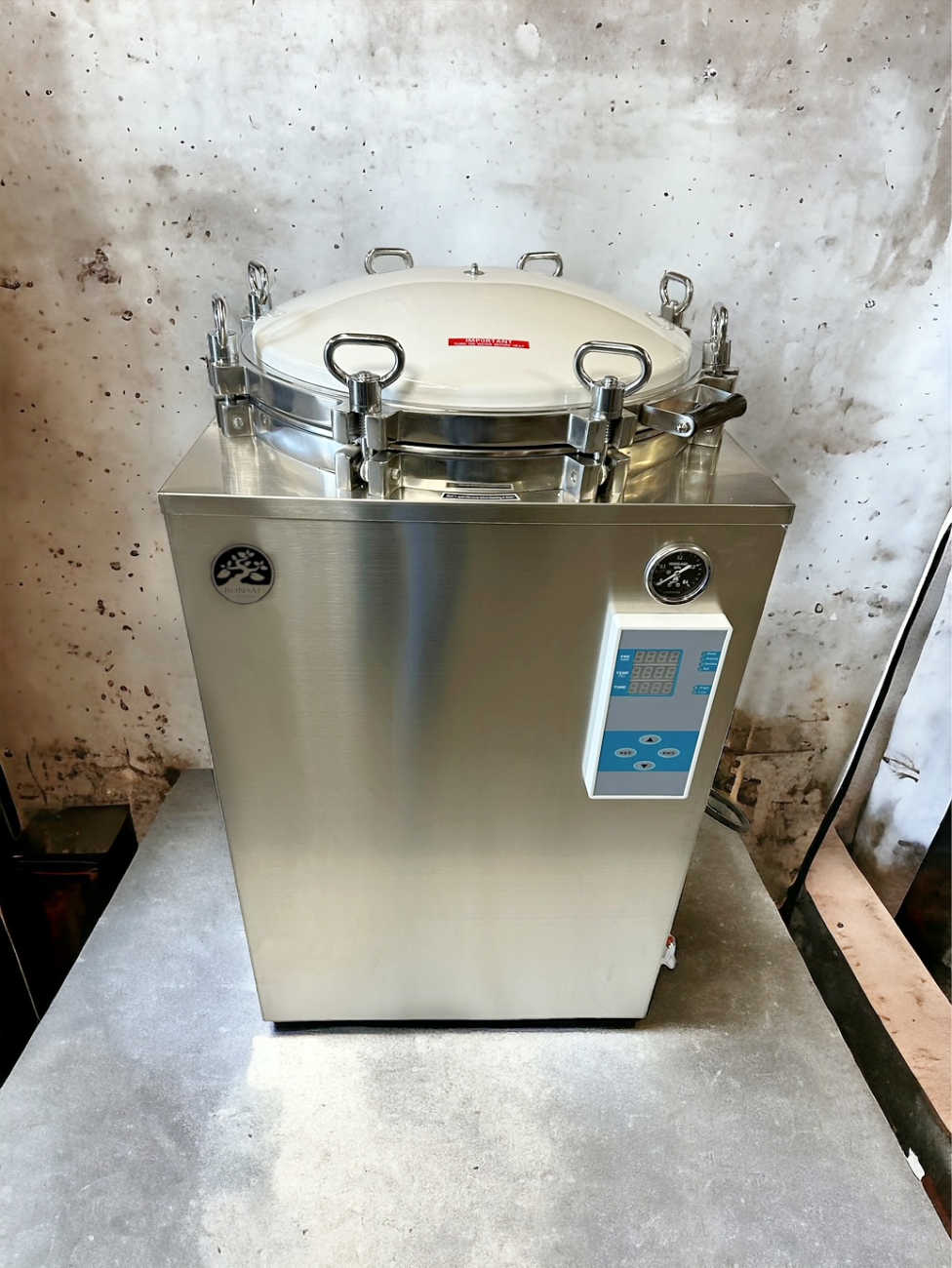 150L Commercial Pressure Sterilizer - Digital Electric Mushroom Autoclave front view