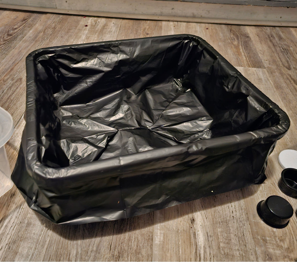 Small Pre-Cut Monotub Liners (4-Pack) Fits our Small 28Q Cube Monotub - Midwest Grow Kit's Monotubs & Fruiting Chambers (Imag